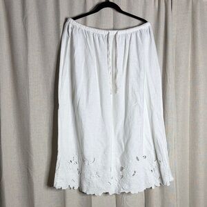 Universal threads size L Elegant White Women's Skirt
